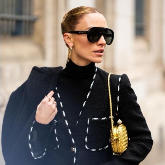 New! Authentic Gucci Shield Sunglasses - Picture 3 of 14